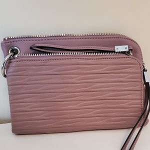 Euc Simply Vera  Vera Wang Pierce Wrislet